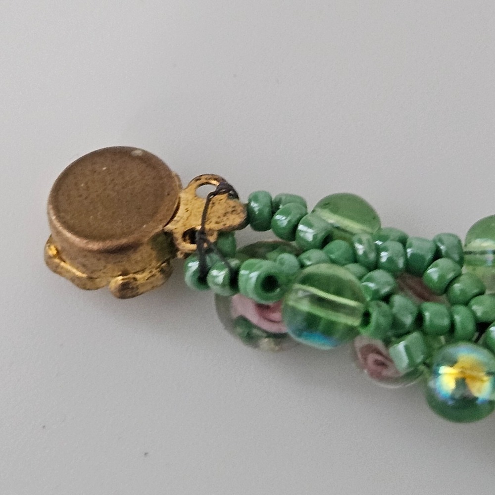 Glass Beaded Green Bracelet Flower Beads Floral Box Clasp 6 1/4" - Picture 6 of 10